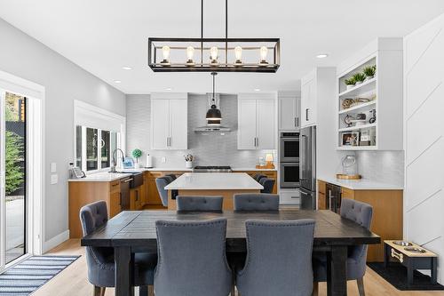 174 Echo Ridge Drive, Kelowna, BC - Indoor Photo Showing Dining Room