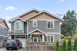509 Pine St  Nanaimo, BC V9R 2C6
