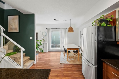 203-785 Station Ave, Langford, BC 