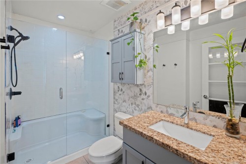 203-785 Station Ave, Langford, BC 