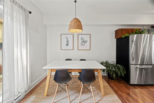 203-785 Station Ave, Langford, BC 