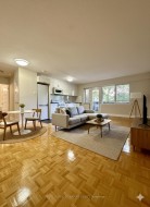 102-95 Lawton Boulevard  Toronto, ON M4V 1Z8