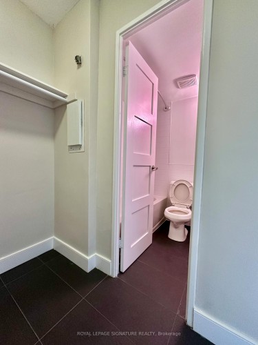 301-1500 Bathurst Street, Toronto, ON - Indoor Photo Showing Bathroom