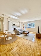 205-95 Lawton Boulevard  Toronto, ON M4V 1Z8