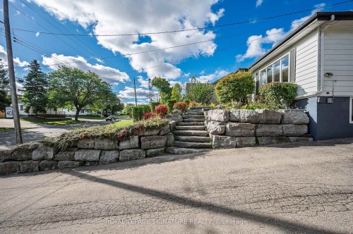 43 Lake Avenue N, Hamilton, ON - Outdoor