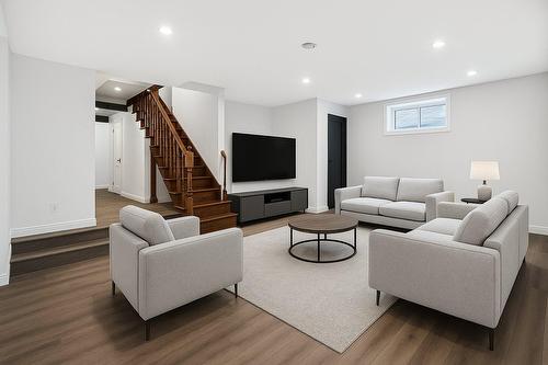 Salle familiale - 772 Ch. De La 4E-Ligne, Saint-Valentin, QC - Indoor