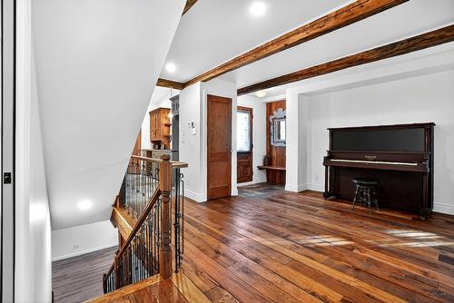 Salon - 772 Ch. De La 4E-Ligne, Saint-Valentin, QC - Indoor