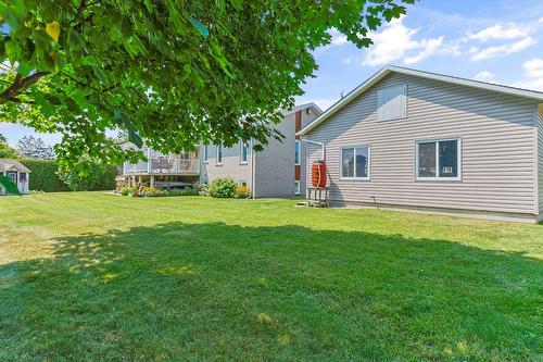Cour - 261 Rue St-Louis, Salaberry-De-Valleyfield, QC - Outdoor