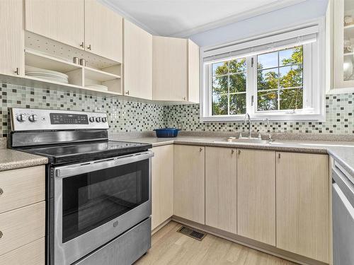 1059 Fall River Road, Fall River, NS 