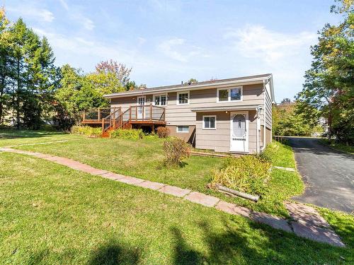 1059 Fall River Road, Fall River, NS 