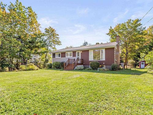 1059 Fall River Road, Fall River, NS 