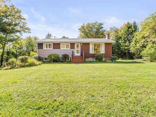 1059 Fall River Road, Fall River, NS 