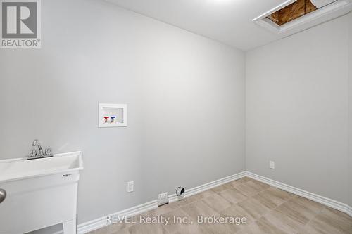 210 Wellandvale Drive, Welland (N. Welland), ON - Indoor Photo Showing Other Room