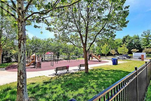 1609 - 509 Beecroft Road, Toronto, ON - Outdoor