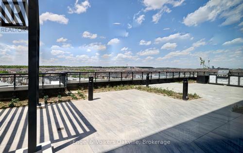 309 - 405 Dundas Street W, Oakville (Go Glenorchy), ON - Outdoor With View