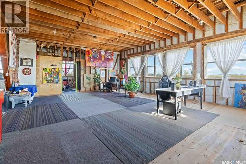 Mcleod Acreage, Perdue Rm No. 346, SK - Indoor