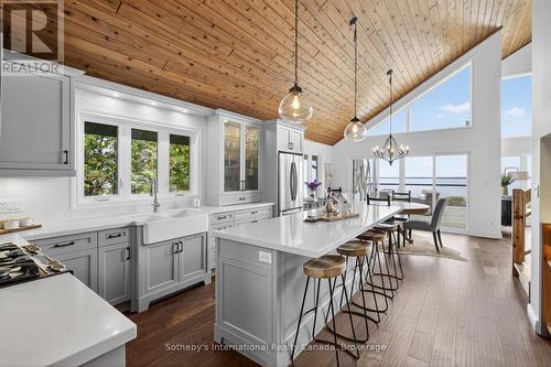 1773 Champlain Road, Tiny, ON - Indoor Photo Showing Kitchen With Upgraded Kitchen