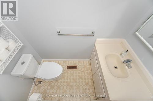 1431 Harmsworth Square, Oakville, ON - Indoor Photo Showing Bathroom