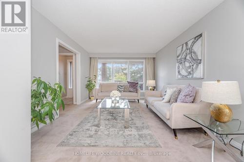 1431 Harmsworth Square, Oakville, ON - Indoor Photo Showing Living Room