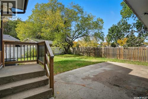 42 Aitken Crescent, Regina, SK - Outdoor