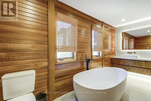 9 Foresthill Crescent, Pelham, ON - Indoor Photo Showing Bathroom