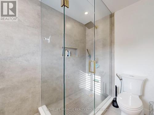 2148 Kedron Street, Oshawa, ON - Indoor Photo Showing Bathroom