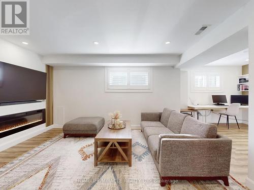 2148 Kedron Street, Oshawa, ON - Indoor