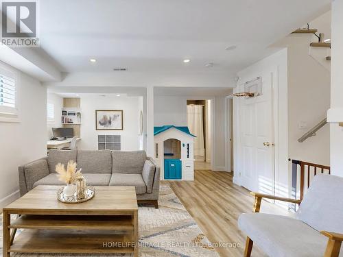2148 Kedron Street, Oshawa, ON - Indoor Photo Showing Living Room
