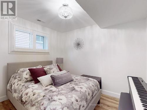 2148 Kedron Street, Oshawa, ON - Indoor Photo Showing Bedroom