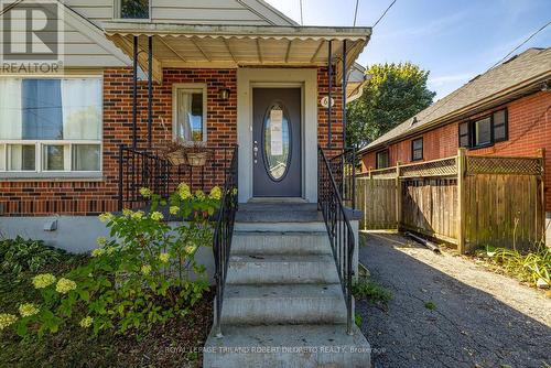 63 Bond Street, London South (South H), ON - Outdoor