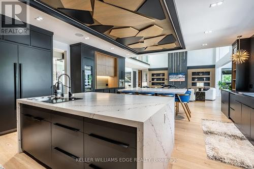 13311 Sixth Line, Milton, ON - Indoor Photo Showing Kitchen With Upgraded Kitchen