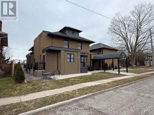 21 Wintemute Street, Fort Erie (Central), ON - Outdoor