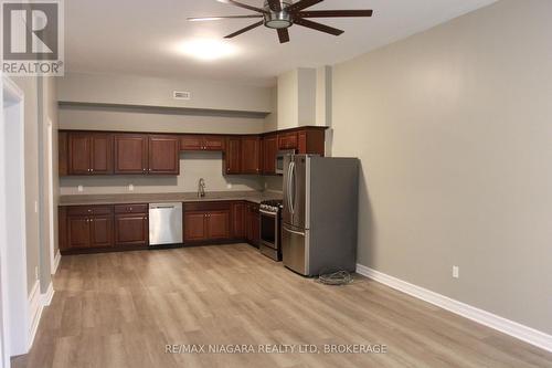 21 Wintemute Street, Fort Erie (Central), ON - Indoor Photo Showing Kitchen