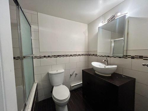Bathroom - 2699 Rue Ostiguy, Montréal (Saint-Laurent), QC - Indoor Photo Showing Bathroom
