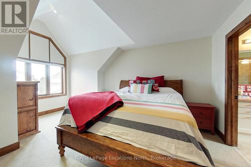 Primary Bedroom - 118 Venture Boulevard, Blue Mountains, ON - Indoor Photo Showing Bedroom