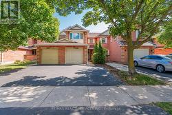1160 MCCRANEY STREET E  Oakville, ON L6H 4S4