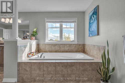 367 Andalusian Crescent, Ottawa, ON - Indoor Photo Showing Bathroom