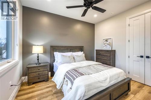 198 Bright Street, Sarnia, ON - Indoor Photo Showing Bedroom