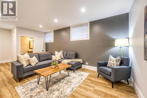 198 Bright Street, Sarnia, ON - Indoor