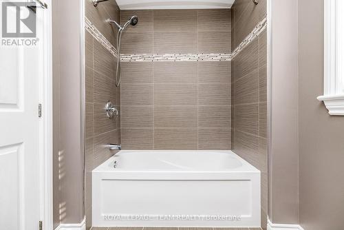 38 Marchvale Drive, Ottawa, ON - Indoor Photo Showing Bathroom