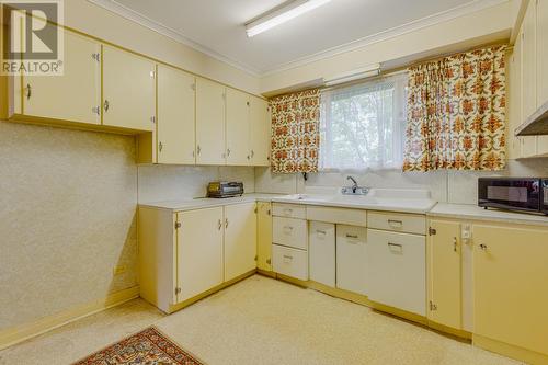 10 Chestnut Place, St. John'S, NL - Indoor Photo Showing Other Room