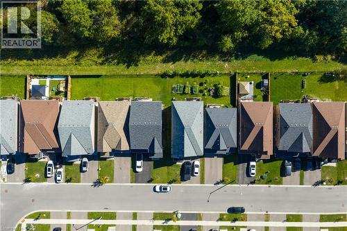 7712 Tupelo Crescent, Niagara Falls, ON - Outdoor With View