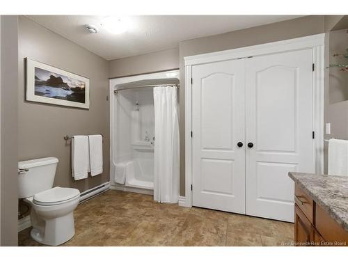 125 Oak Ridge Dr, Moncton, NB 