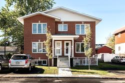 1715 Av. des Pins  Longueuil (Le Vieux-Longueuil), QC J4P 3K8