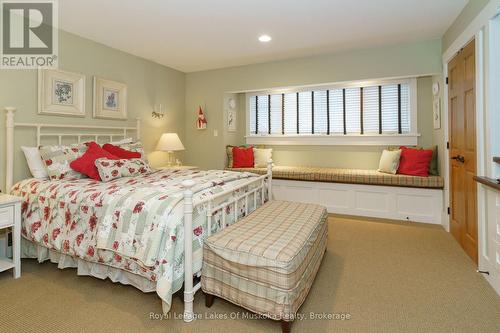 Villa 1, Week 7 - 1020 Birch Glen Road, Lake Of Bays (Mclean), ON 