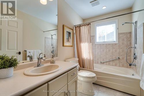 20 Arbordale Walk, Guelph (Village By The Arboretum), ON - Indoor Photo Showing Bathroom