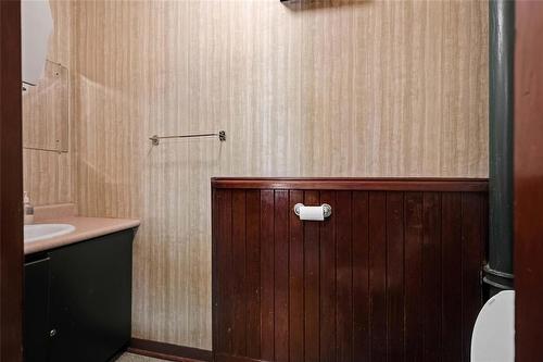 26 Edmonton Street, Winnipeg, MB 