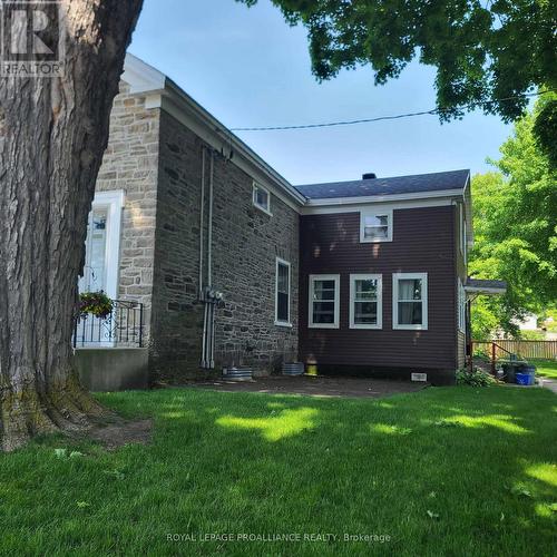 634 Henry Street W, Prescott, ON - Outdoor