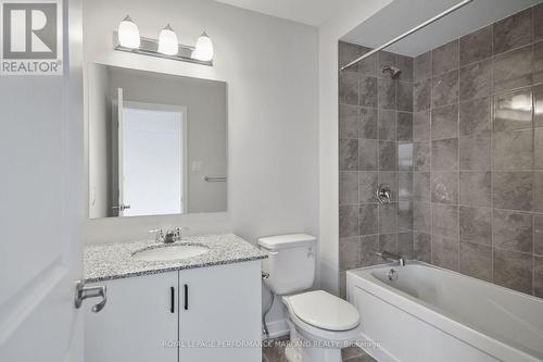 655 Fenwick Way, Ottawa, ON - Indoor Photo Showing Bathroom