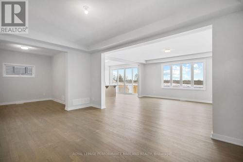 655 Fenwick Way, Ottawa, ON - Indoor Photo Showing Other Room